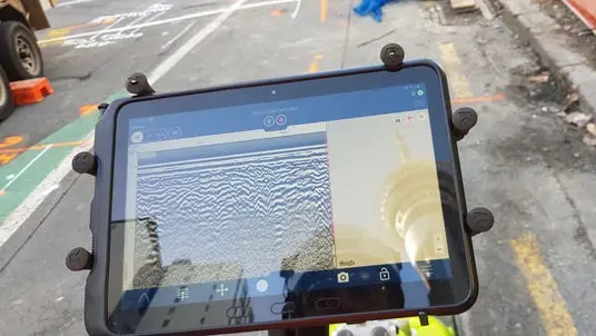 Detecting underground water leaks with a Ground Penetration Radar (GPR).